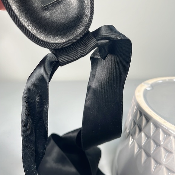 Ann Taylor Satin Bandage Leg Lace Tie Up Ribbon Stilettos Heels Women’s size 7 - Picture 15 of 16